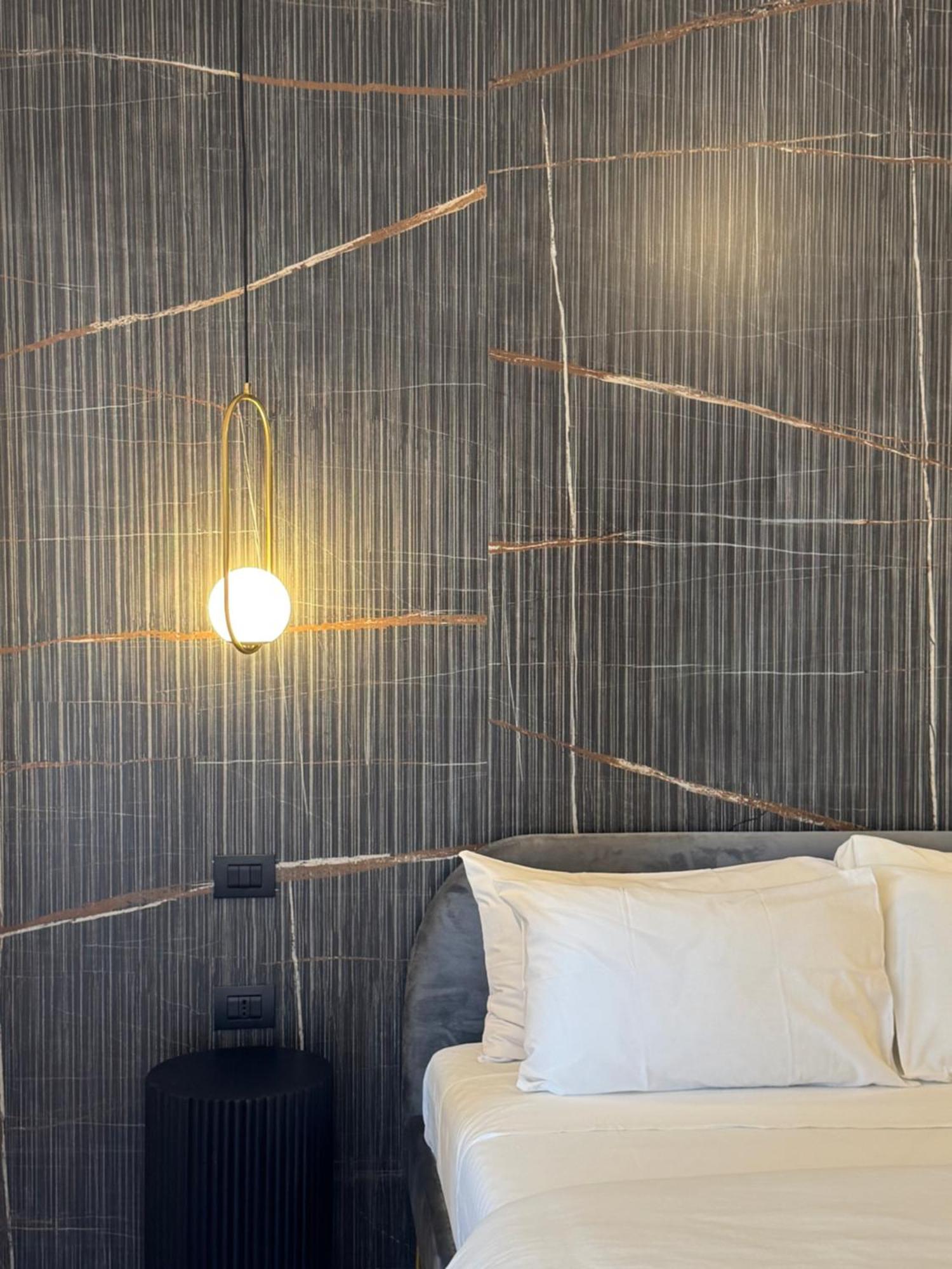 Duomo Rooms - Manfredi Homes&Villas Manfredonia Luaran gambar