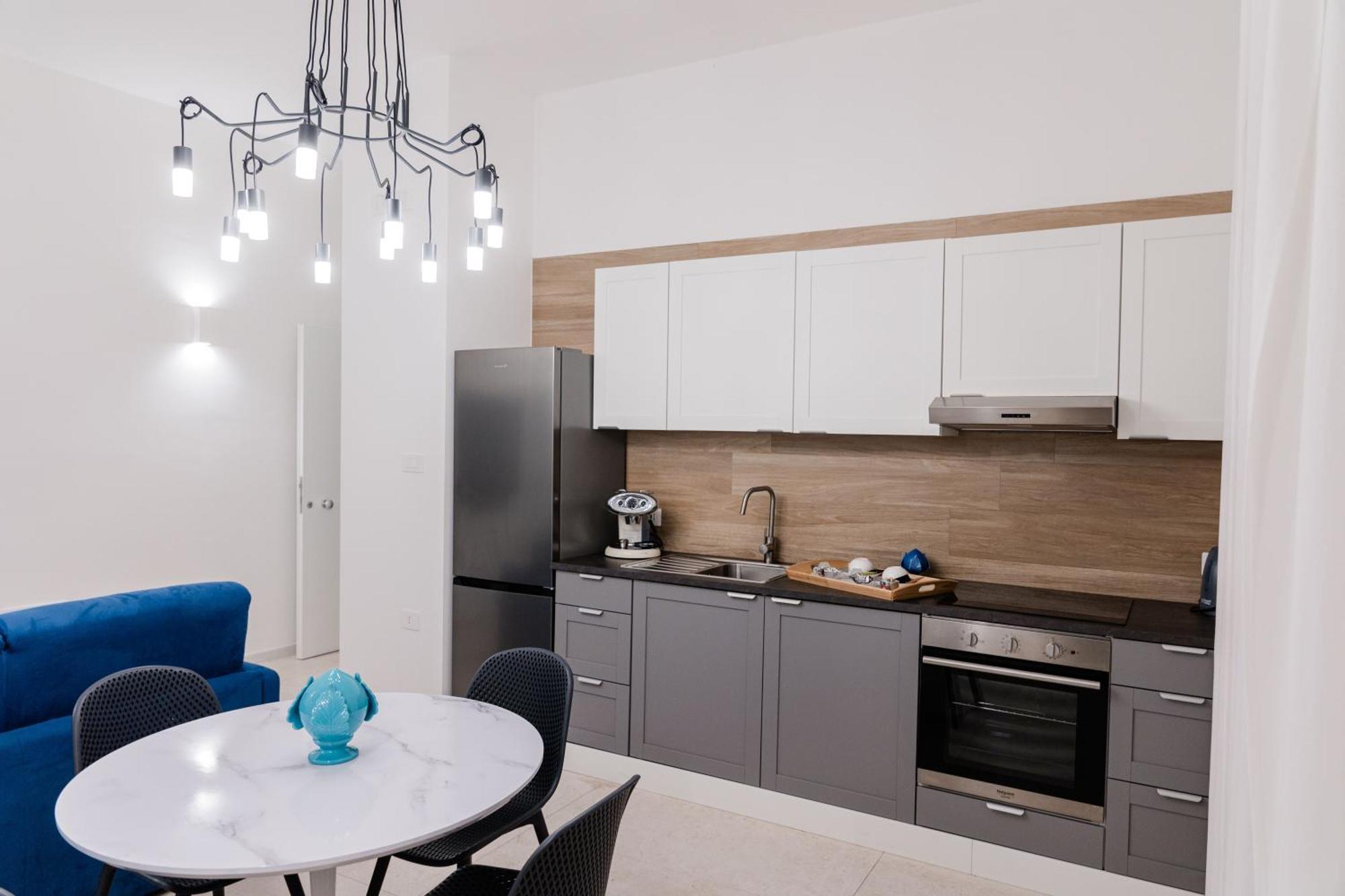 Duomo Rooms - Manfredi Homes&Villas Manfredonia Luaran gambar