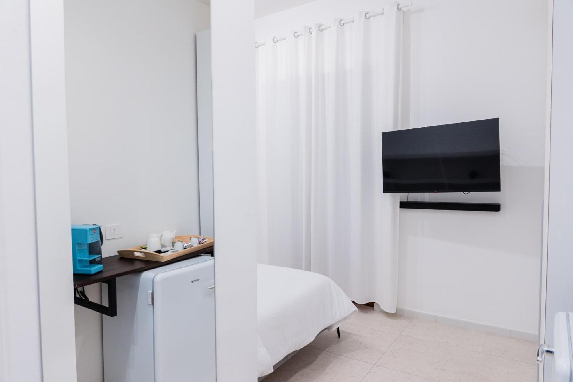 Duomo Rooms - Manfredi Homes&Villas Manfredonia Luaran gambar