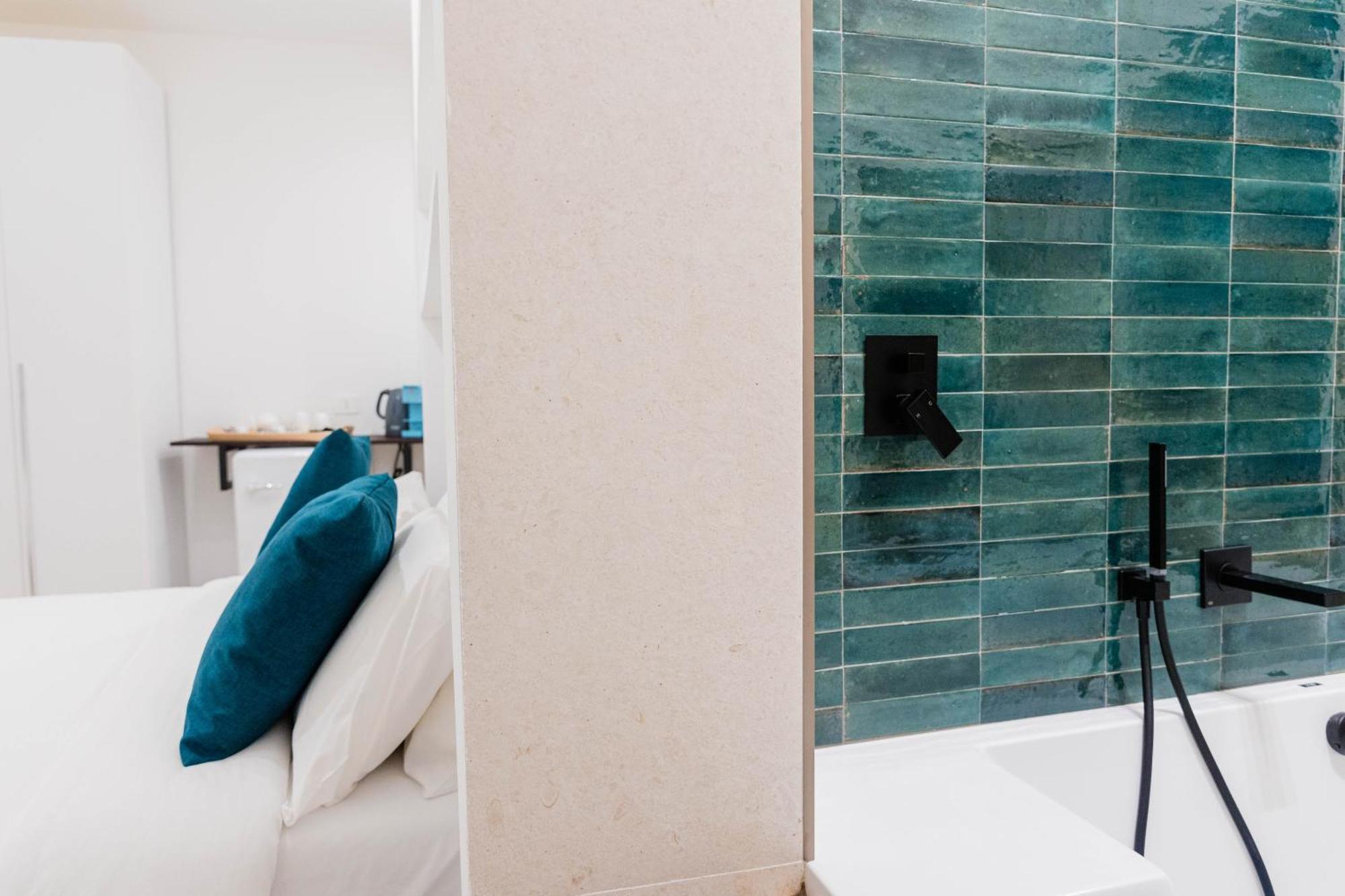 Duomo Rooms - Manfredi Homes&Villas Manfredonia Luaran gambar
