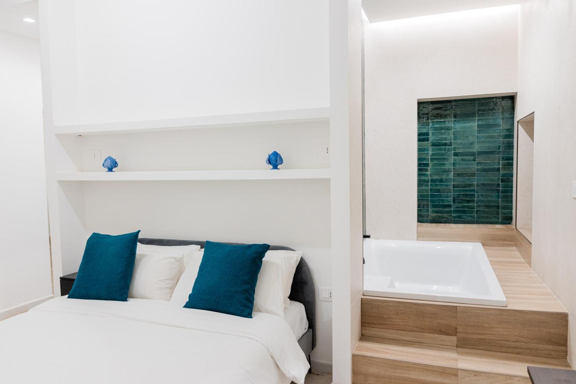 Duomo Rooms - Manfredi Homes&Villas Manfredonia Luaran gambar