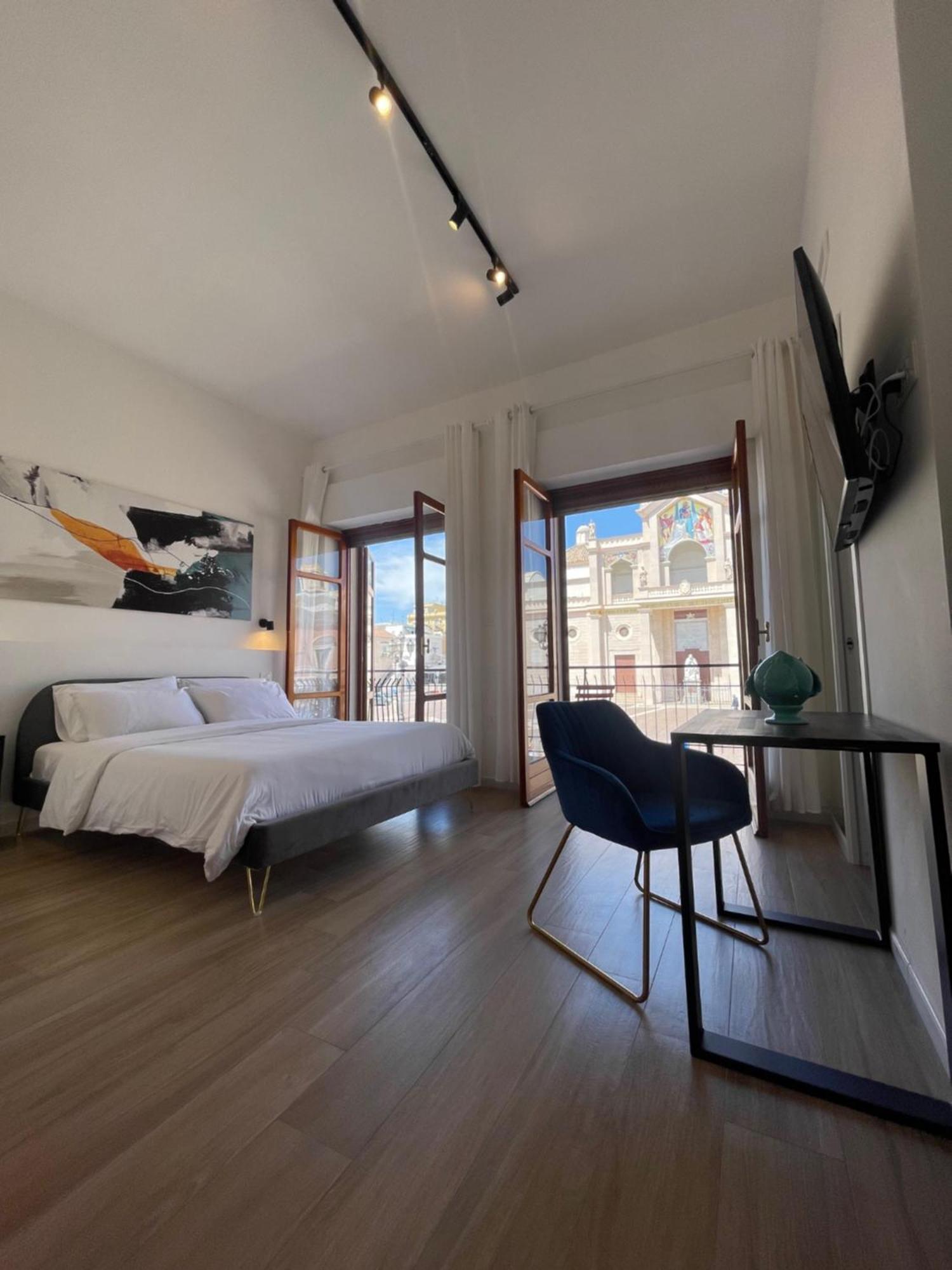 Duomo Rooms - Manfredi Homes&Villas Manfredonia Luaran gambar