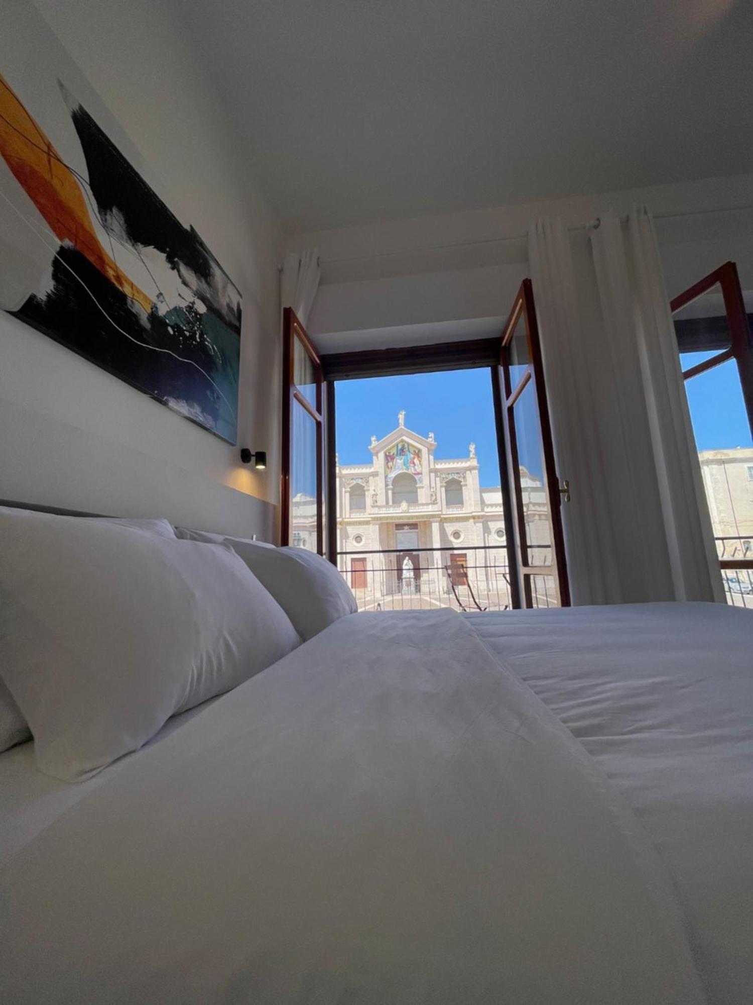 Duomo Rooms - Manfredi Homes&Villas Manfredonia Luaran gambar